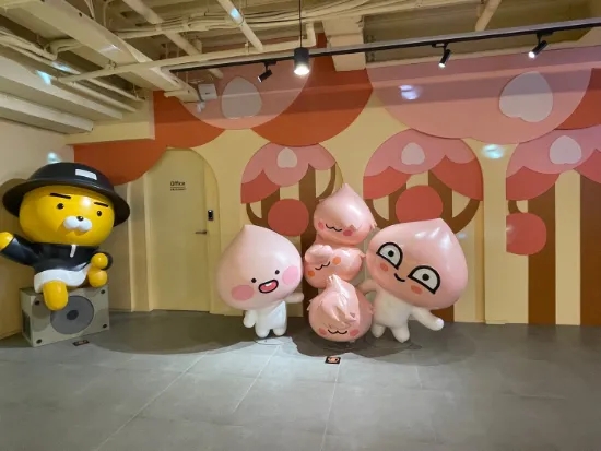 라이언 홀리데이 인 부산 보고 온 후기 라이언 홀리데이 인 부산 보고 온 후기