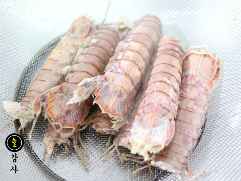 갯가재 요리 & 먹는법 : 갯가재찜 잘 까는법 (Ft. 냉동 갯가재) : 네이버 블로그