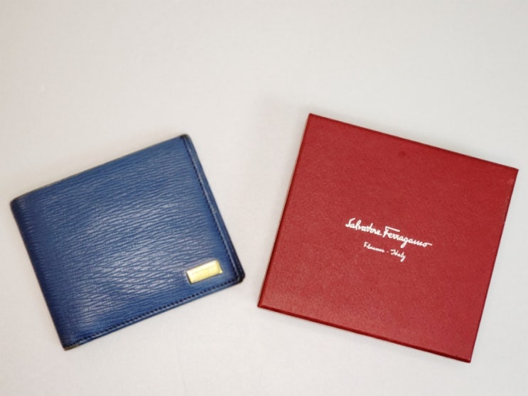  살바토레 페레가모(Salvatore Ferragamo) 남성 반지갑