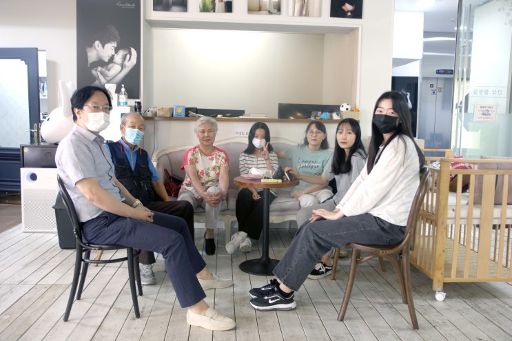 가족 한 명이 더 있었구나 가족 한 명이 더 있었구나