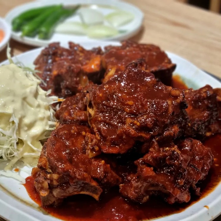  선릉역 뼈찜 신동궁감자탕 뼈숯불구이 맛집