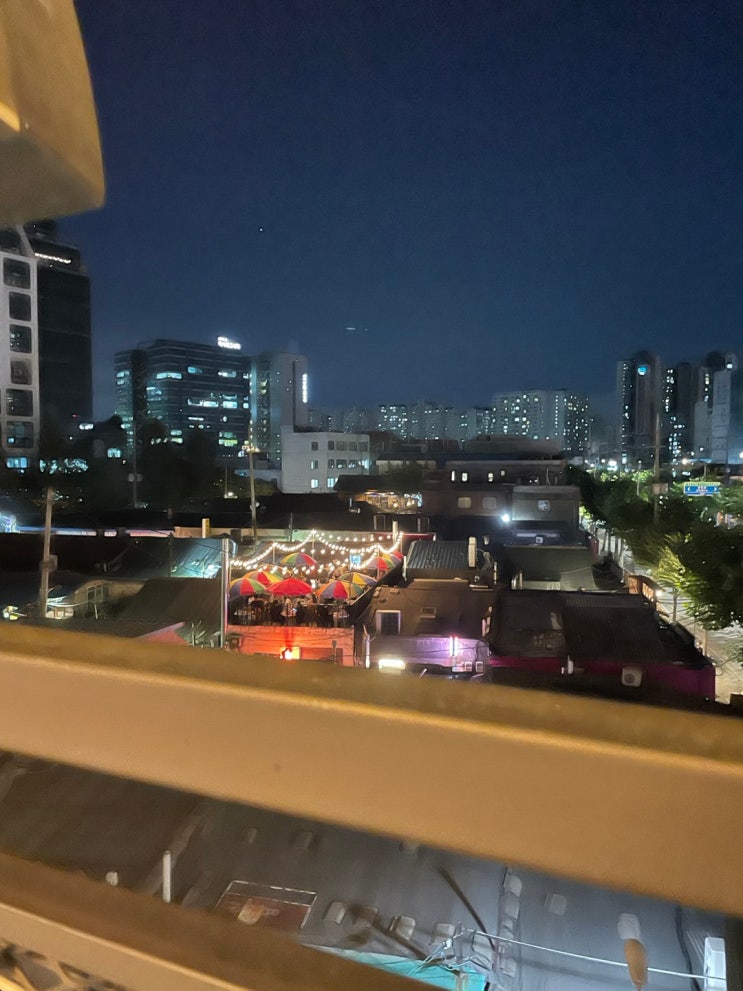  내돈내산 문래 루프탑 술집 솔직후기- <문래옥상>