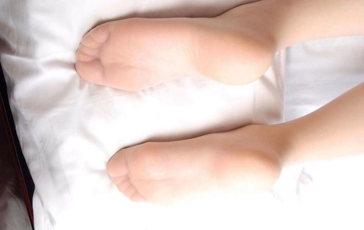  까끌까끌 스타킹 사진 모음