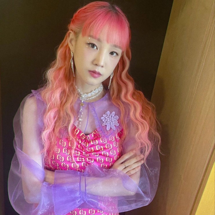 가수 겸 배우 박보람, 32Kg 감량 곧 10년 차인데 "눈부신 인형 미모" 여전히 요요 없는 다이어터 가수 겸 배우 박보람, 32Kg 감량 곧 10년 차인데 "눈부신 인형 미모" 여전히 요요 없는 다이어터
