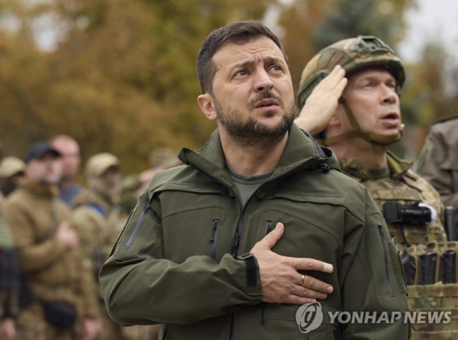 푸틴, 핵무기 들고 확전 버튼 눌렀다…퇴로없는 일전 불가피