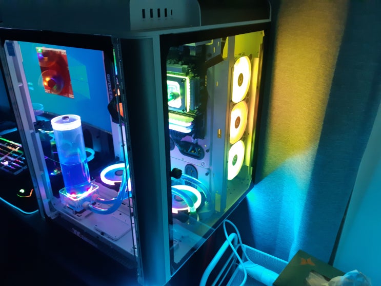  커스텀PC   써멀테이크 Level 20 HT Snow 수냉 시스템 나이트버전