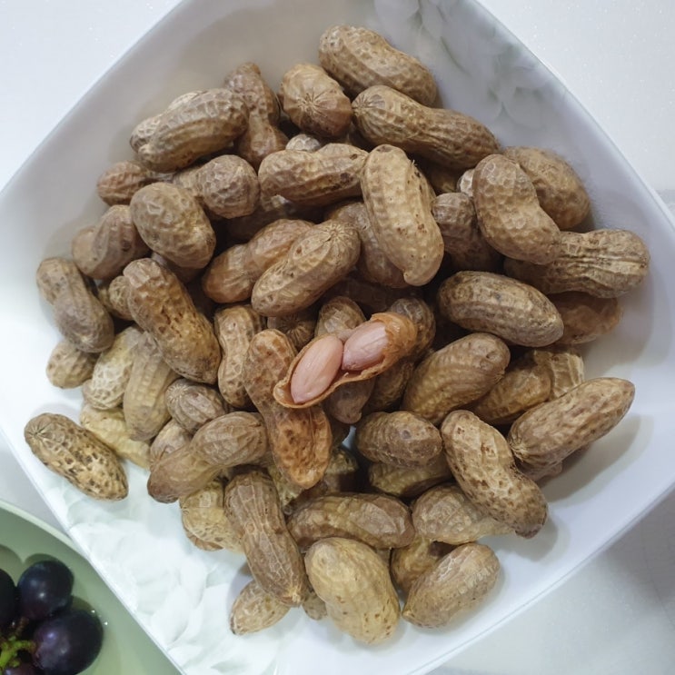 맛있게 땅콩 삶는법.삶는시간. 땅콩 씻는법.땅콩보관법.칼로리.효능 맛있게 땅콩 삶는법.삶는시간. 땅콩 씻는법.땅콩보관법.칼로리.효능