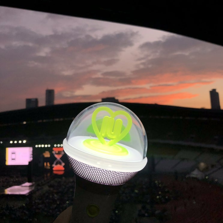 2022.9 | 여기 반짝 살아있어요 | <b>아이유</b> <b>콘서트</b>
