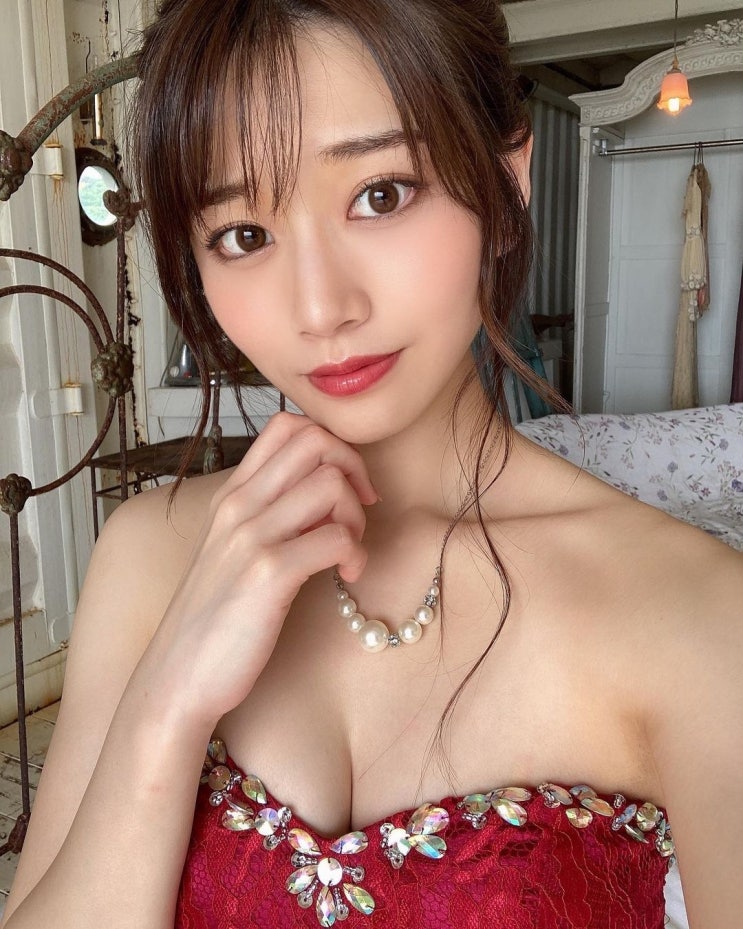 일본의 유명한 AV 배우 카와키타 사이카, 한국을 방문해서 '이런' 차림으로 경복궁에서 목격되어 일본의 유명한 AV 배우 카와키타 사이카, 한국을 방문해서 '이런' 차림으로 경복궁에서 목격되어