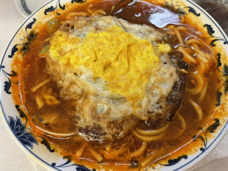  <이탈리아 베네치아> 김치찌개가 있고 후식으로 수박주는 중식당