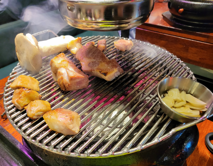  신림 맛집 맛있는 돼지고기 집 찾는다면 신림 인생고기 내돈내산 후기