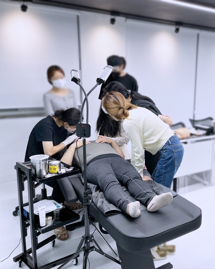 강남역 반영구학원 커리큘럼 머신콤보눈썹 실습