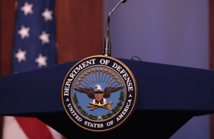 상원의원들은 JROTC 교관 학대 보도 이후 국방부에 답변을 요구한다. 상원의원들은 JROTC 교관 학대 보도 이후 국방부에 답변을 요구한다.