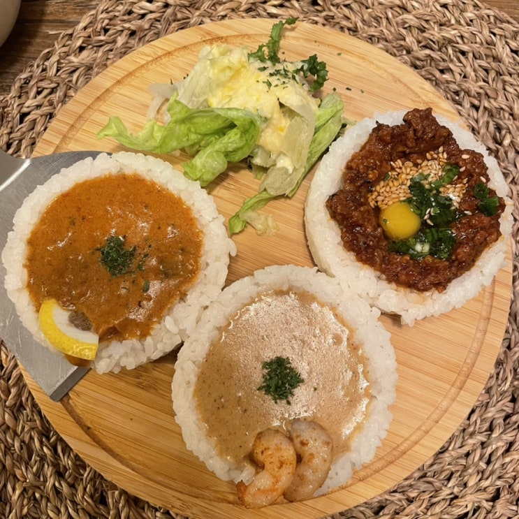  <홍대 소코아> 사람이 줄줄이소세지처럼 들어오는 냉우동•카레 맛집