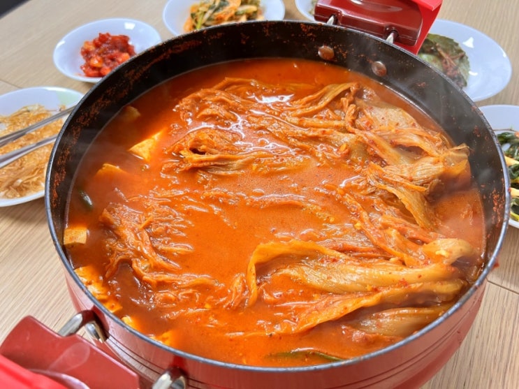  캠핑밀키트추천 호림이네반찬가게 묵은지닭볶음탕
