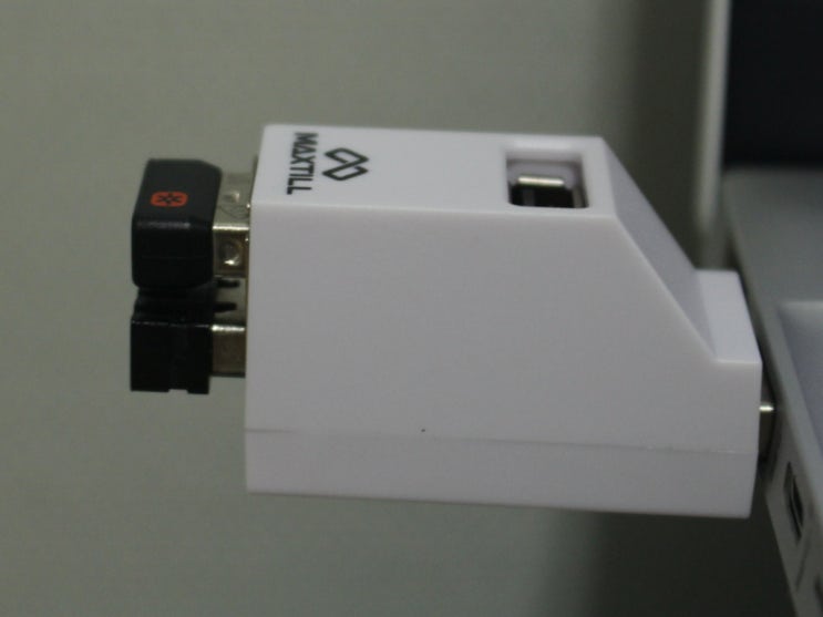  다이소 usb 2.0 허브 구매했어요