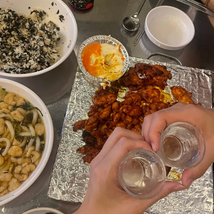  숯불닭다리살 존맛 / 식사 겸 술 마시기 좋은 하단역 맛집 '하단끝집' 강추