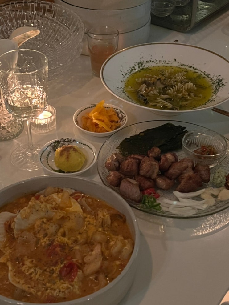 [매봉역 미주리(味酒里)] 데이트하기 좋은 음식이 맛있는 와인바