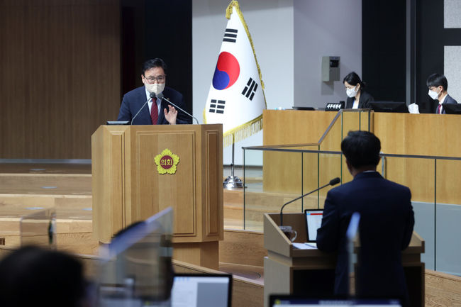 김정영 위원장, “협치추진·공약실현에 진정성 없는 <b>김동연</b>... 