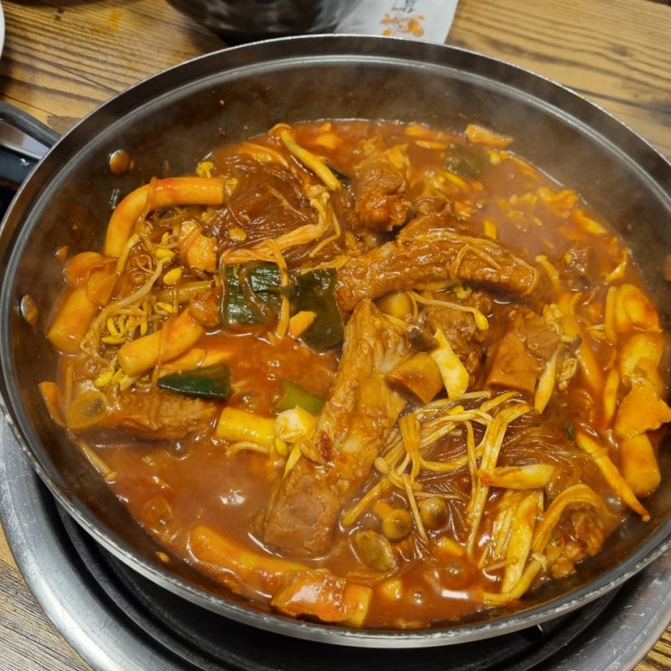 대명동 등갈비찜집 앞산 큰골집 다녀왔습니다.