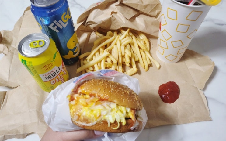  다이어트 ㅣ 88서울비프버거 ㅣ 올리브영 세일 쇼핑 ㅣ 네일아트 후기