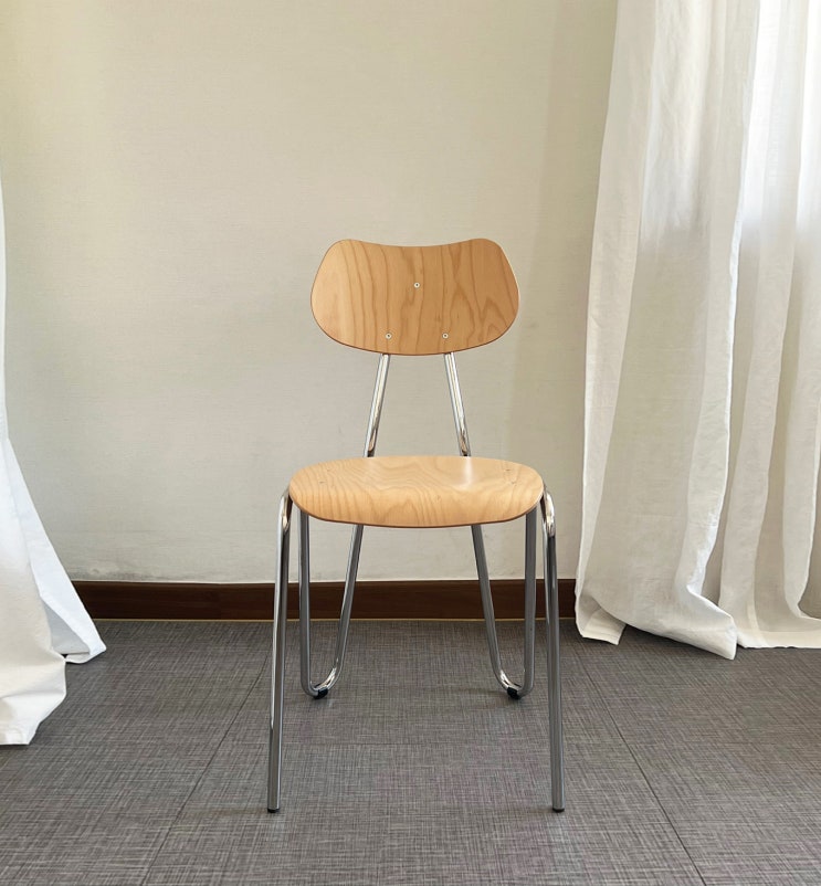  [On Sale] Arno 417 Chair by L&C Stendal, Oak
