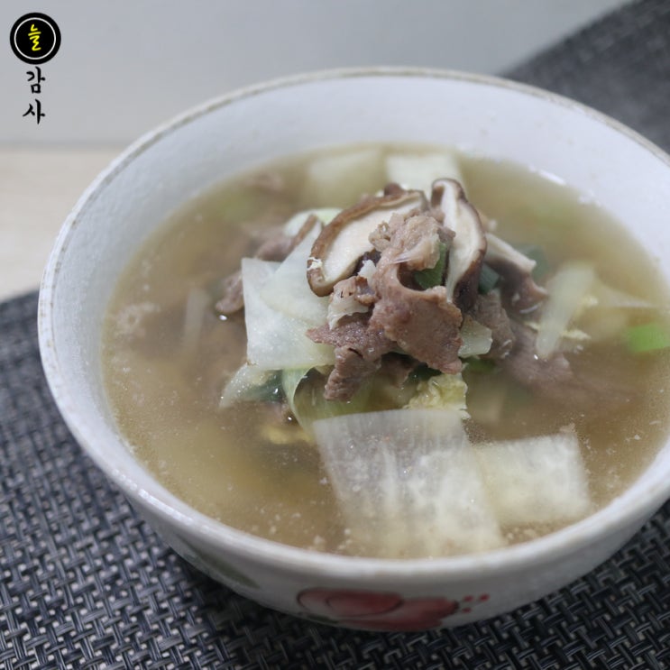 백종원 소고기무국 레시피 : 뜨끈하고 맛있는 백선생 맑은 소고기국 끓이는법 (Ft. 소고기버섯국)