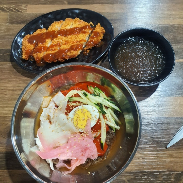  송주불냉면 대구본점: 깔끔하게 매운 맛, 돈까스도 존맛/가성비 괜춘/대구 송주불냉면