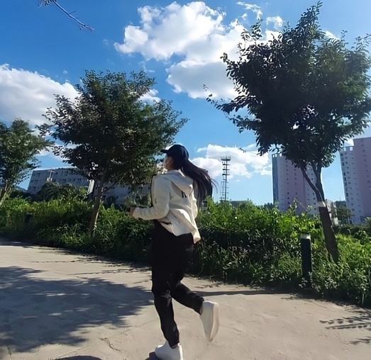  유산소운동 땀복효과 : 아디다스 뉴 하이드로 트랙수트 운동복 추천