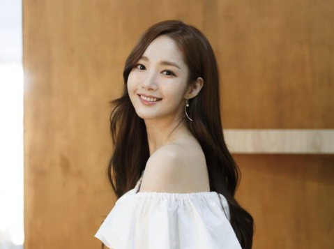  박민영 프로필 나이 몸매 데뷔 작품 배우 활동 MBTI 인스타그램