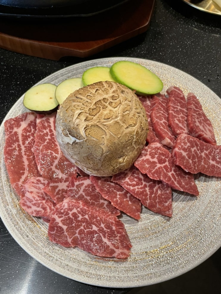  [고양 맛집] 고양 우화 더블에이징 꽃갈비정식/부채살/등심 신상맛집 추천