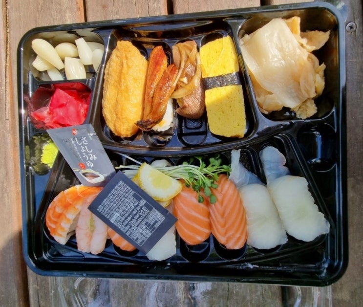 금호동초밥 박과장의조은회사...금남시장맛집 2인 세트(모듬초밥 + 왕새우튀김) 금호동초밥 박과장의조은회사...금남시장맛집 2인 세트(모듬초밥 + 왕새우튀김)