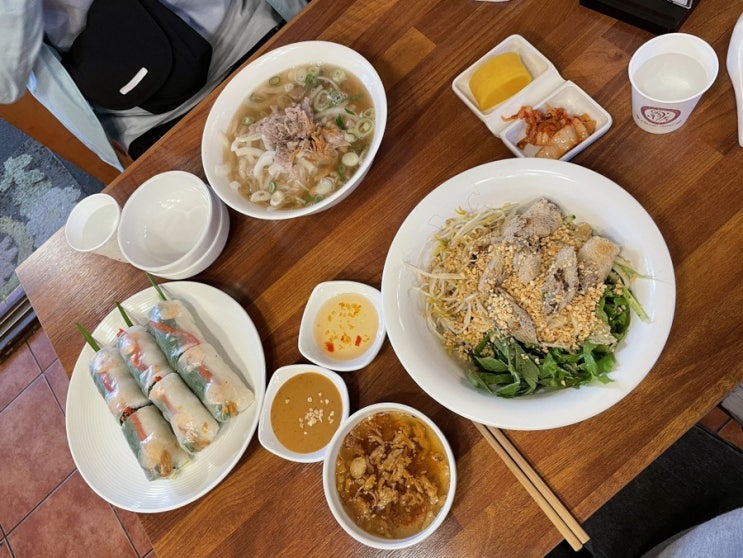  내돈내산 | 독립문 맛집 - 영천시장 베트남시장쌀국수(feat.개존맛)
