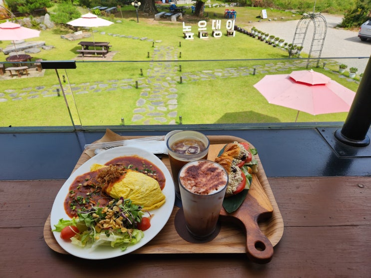 부여 높은댕이 정원있는 한옥 카페 브런치 맛집