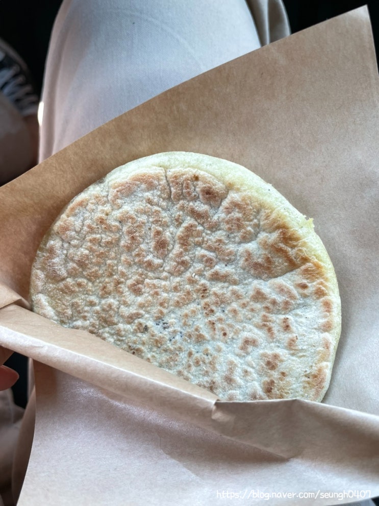  군산 3대째 맛집 중동호떡 바삭한 빵 같은 달콤한 호떡