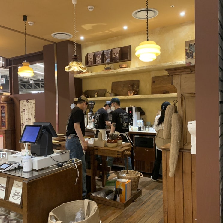  [여의도 카페] 카멜커피 더현대 서울