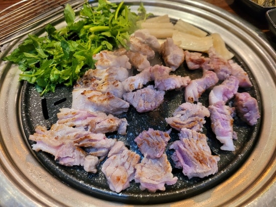양재동 포이사거리 삼겹살 목살 최고맛집 고기의품격 양재동 포이사거리 삼겹살 목살 최고맛집 고기의품격