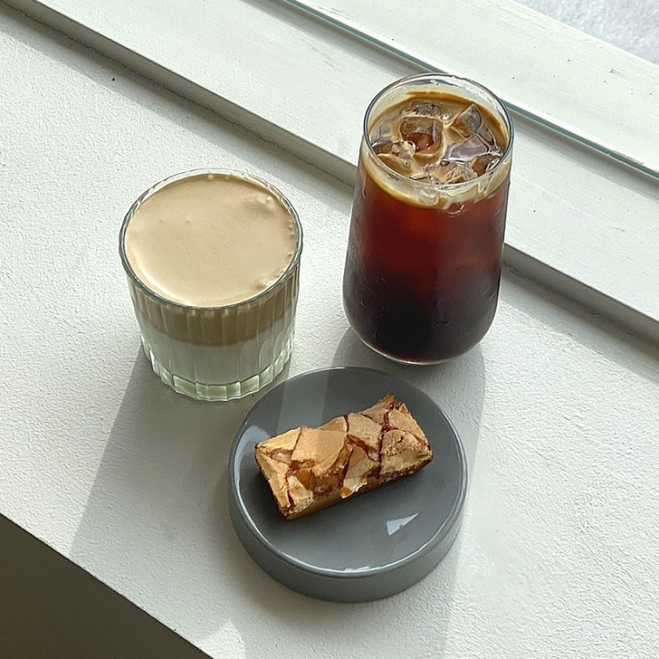  딥밀 김해 장유 카페 포토존 맛집 감성카페