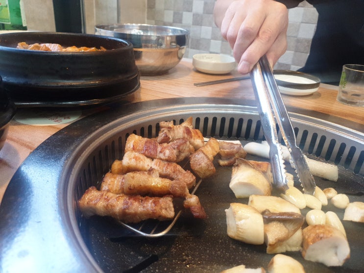  전주 장동맛집, 맛찬들왕소금구이(feat.기지제야경)