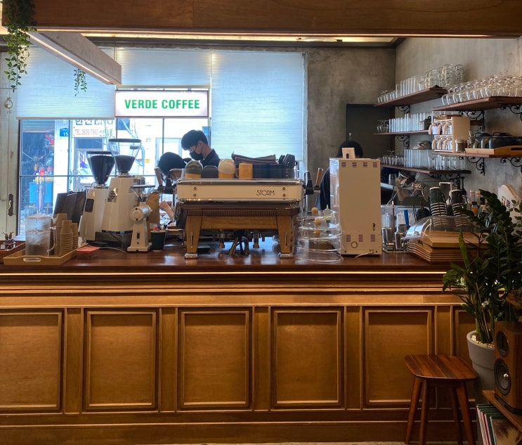 문래동 카페 두 곳 비교하기, 폰트 문래점 vs 베르데 커피