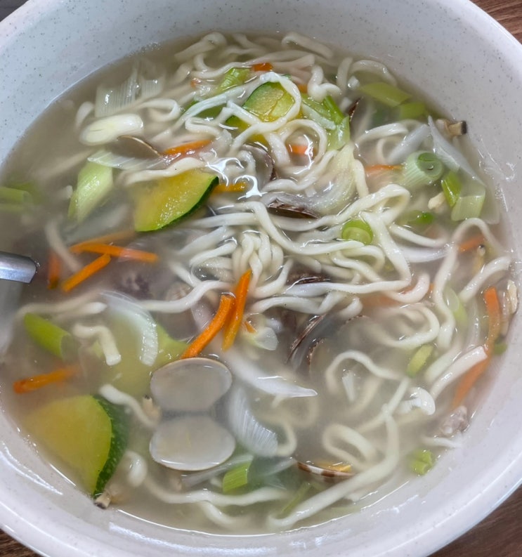  대부도 맛집 :: 1호친할머니칼국수 :: 국물이 시원하고 해물파전이 존맛탱인 곳 :: 동동주 무료 :: 메뉴 주차 꿀팁