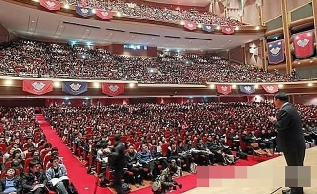  연도별 아이유 서울 콘서트 규모 변화