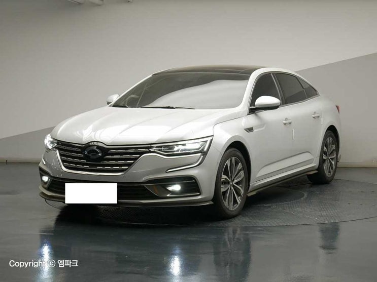  르노삼성 더뉴SM6 중고 은은한 광택 빛