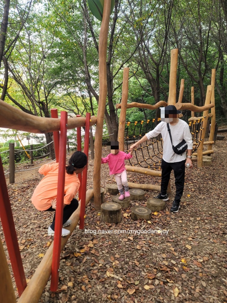 (아이와 함께) 덕동산 유아숲체험원 (아이와 함께) 덕동산 유아숲체험원