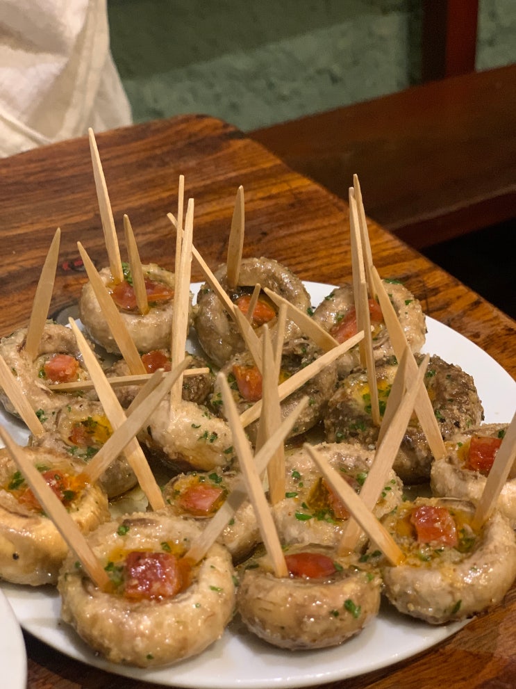  스페인여행, 마드리드 맛집 메손 델 참피뇬 Meson Del Champinon