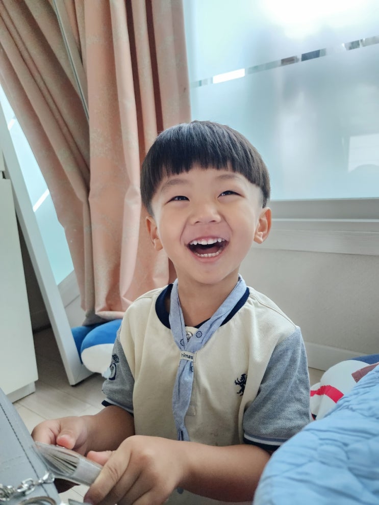  남아 머리 자르는 주기 형제 미용실 찾는 중