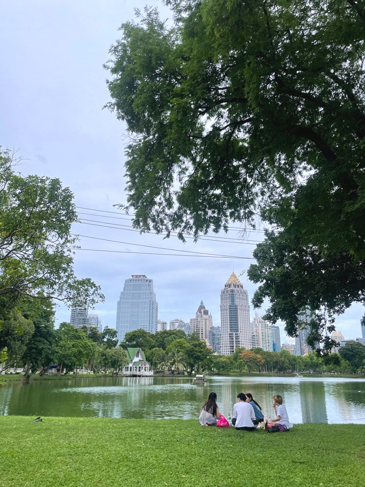 태국 여행 9일차 : 카르마카멧, 방콕 룸피니 공원