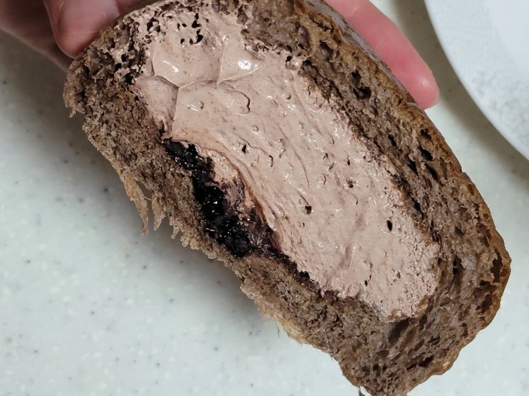  연세우유초코생크림빵, 크림 덕후가 반한 맛