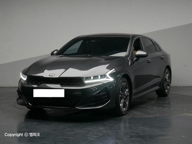  기아 k5 3세대 중고가격 군더더기 없는 비율