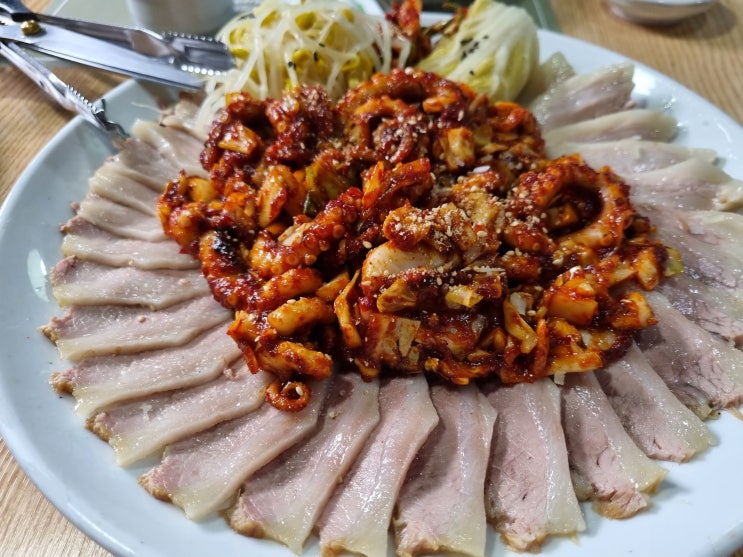  강원도 삼척 맛집 추천 낙지보쌈 두레박 고을 공유합니다